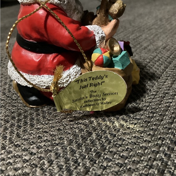 1998 Ashton Drake Santa Heirloom Christmas Ornament “ This Teddy’s Just Right” - Picture 4 of 5